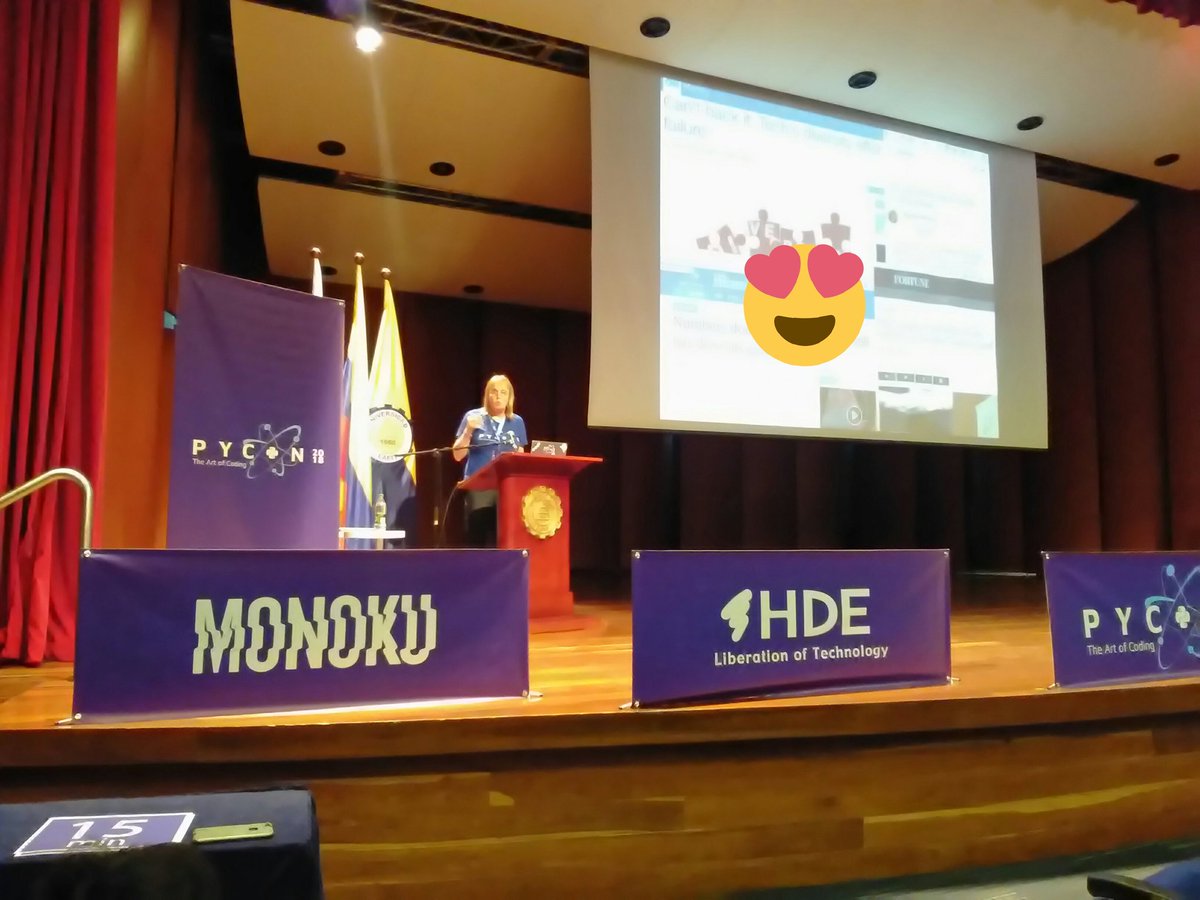 calypsobronte's tweet image. Hablando un poco sobre la diversidad keynote de @NaomiCeder @pyconcolombia #PyConColombia2018 #pythoncolombia