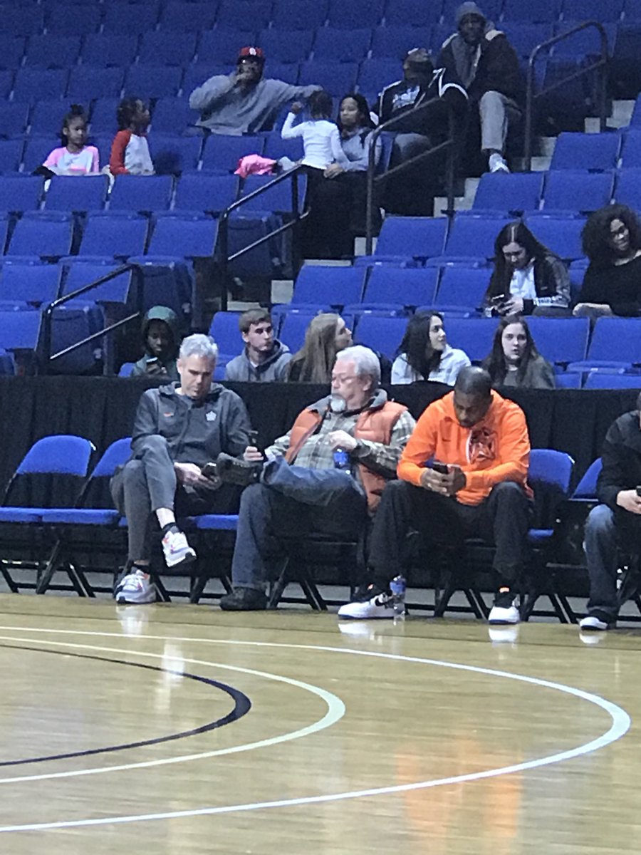 ScottyMc71's tweet photo. Big win for @OSUMBB and still @thacoachmike is in Tulsa watching recruits. Hard work isn’t just talk! #PracticesWhatHePreaches #hardWork https://t.co/FZqi9OVKaM