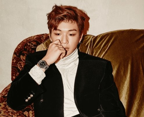 Kang Daniel in September 2017 became the first male cover model for Instyle magazine (Korea) in 14 years.