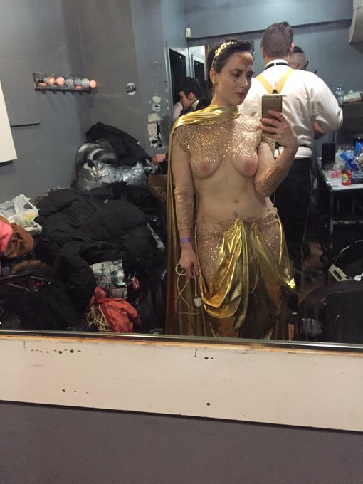 Showtime mutherfuckers https://t.co/Z7dL8l4541