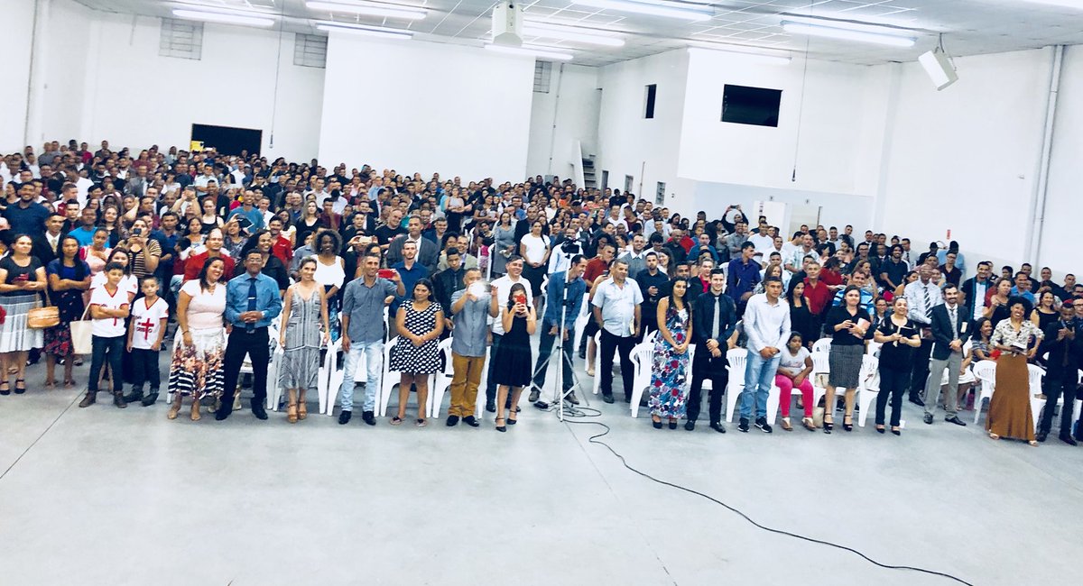 marcofeliciano's tweet image. #Assessoria:. Glória de Deus aqui na Vigília do Avivamento em Campinas - SP na Igreja Evangélica Deus é Paz! Pr. Marco Feliciano e o Tecladista Roberto Marinho Ministrando! #PregarOEvangelho #Vigilia #Campinas