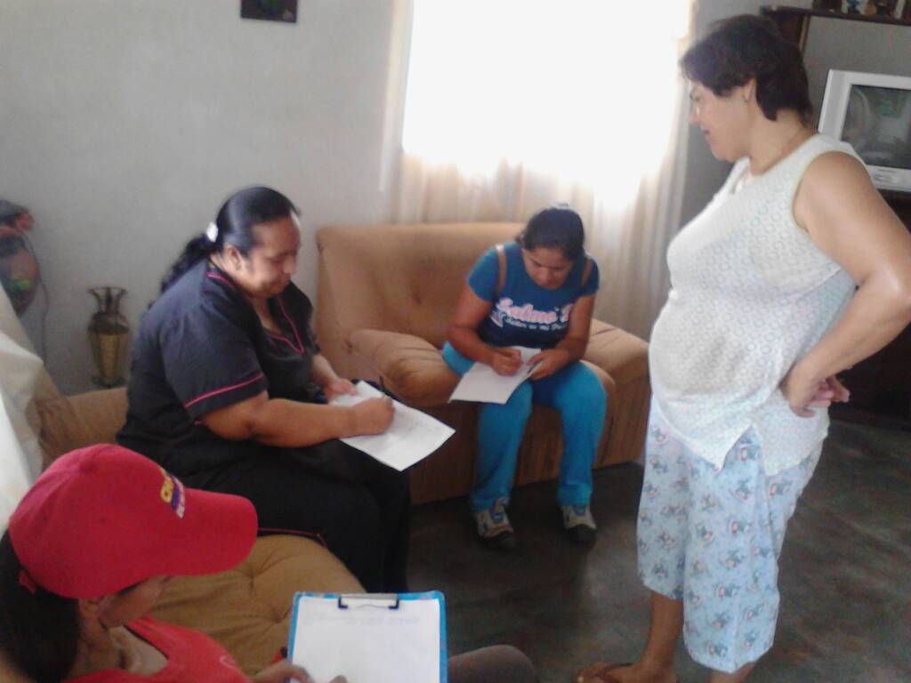 0800saludya de  la  mano  de  somos  Venezuela y FFM,  visitando  los  hogares  del  municipio  Antonio  Romulo  Costa