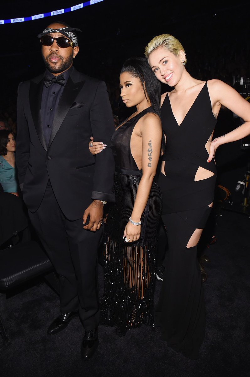 NMdetails's tweet photo. Grammys 2k15 🤤 https://t.co/Ve0jiM7pxm