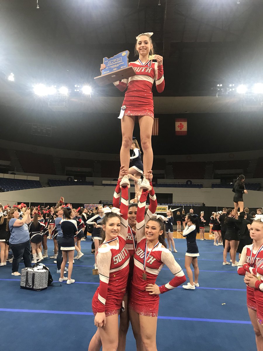 SouthACheer's tweet photo. 5A State Champions! https://t.co/Z8UAH8YUNX