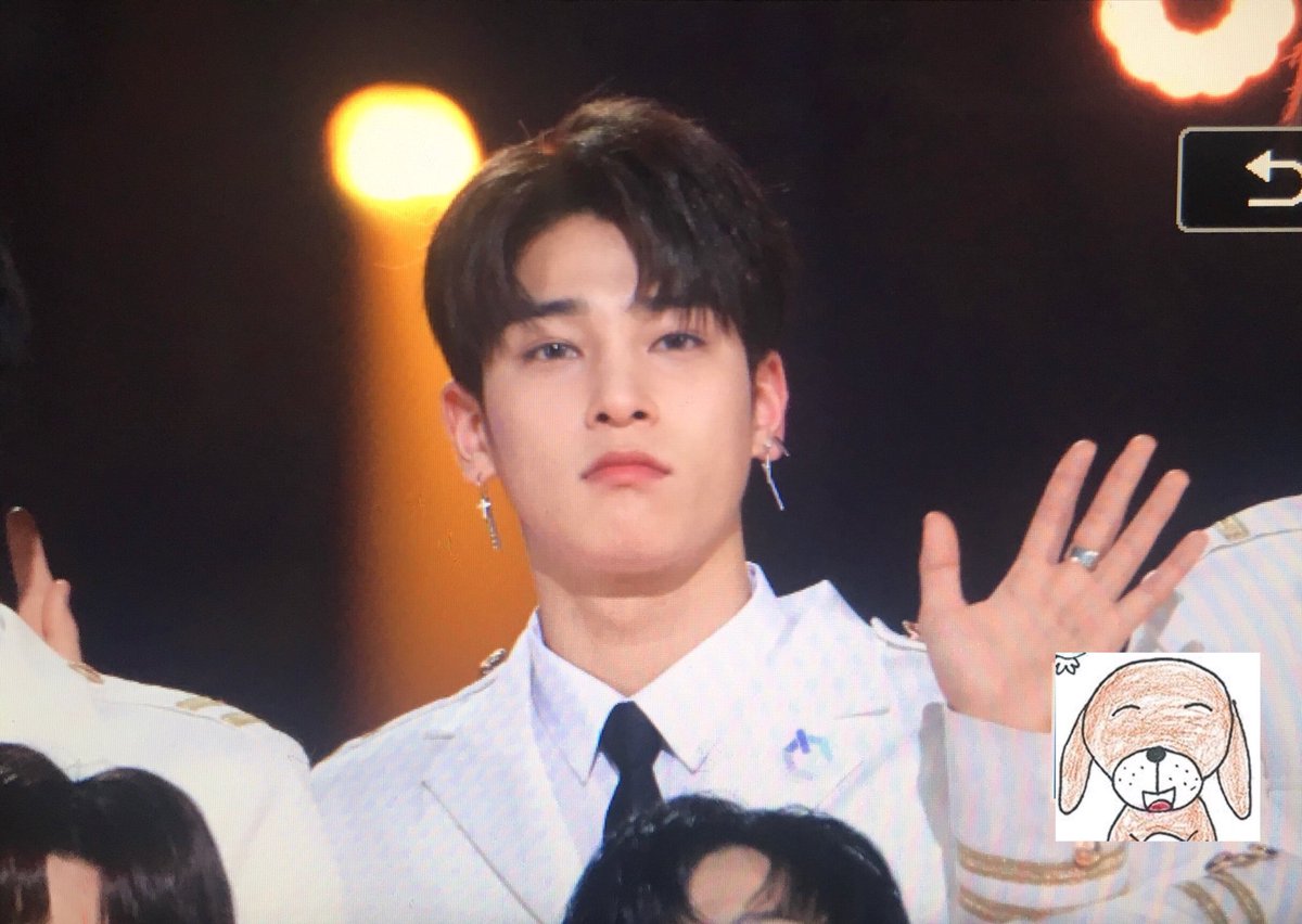 Groovin_127's tweet photo. 180210 더유닛 파이널 #아이엠 #IM #한결 #HANGYUL #더유닛 @_official_IM 🤗🤗🤗💖 https://t.co/MWZRq3WvSA