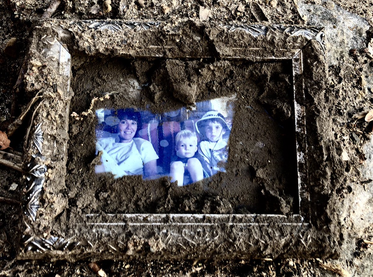 ChristopherHaw4's tweet photo. Walking through the path of destruction in Romero Canyon yesterday the one thing I find is a framed photo of my children and their mother. #santabarbarastrong #montecitoflood #romerocanyon #santabarbara https://t.co/a6AK0nUsaf