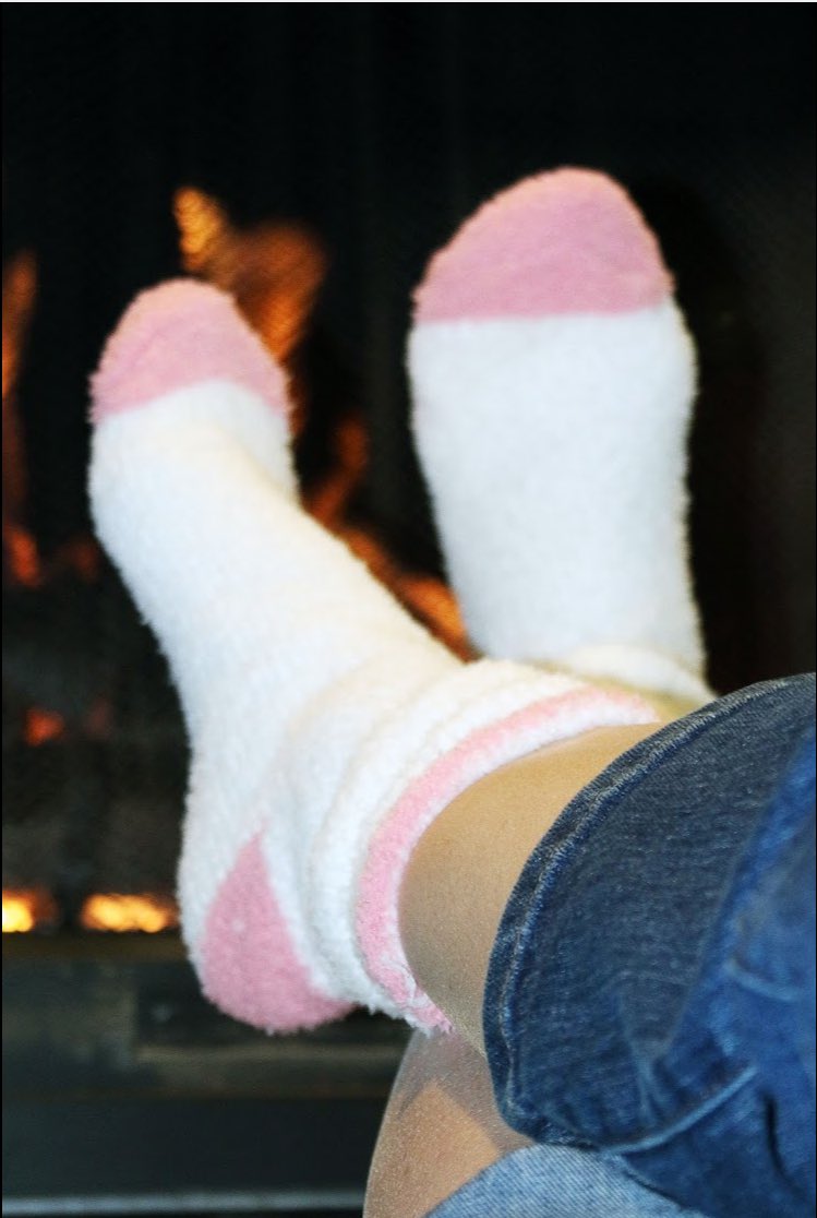 sockerang's tweet image. Ready to knock her socks off this Valentine's Day? Use code VALENTINE to get 2 pairs of socks for only $12!!