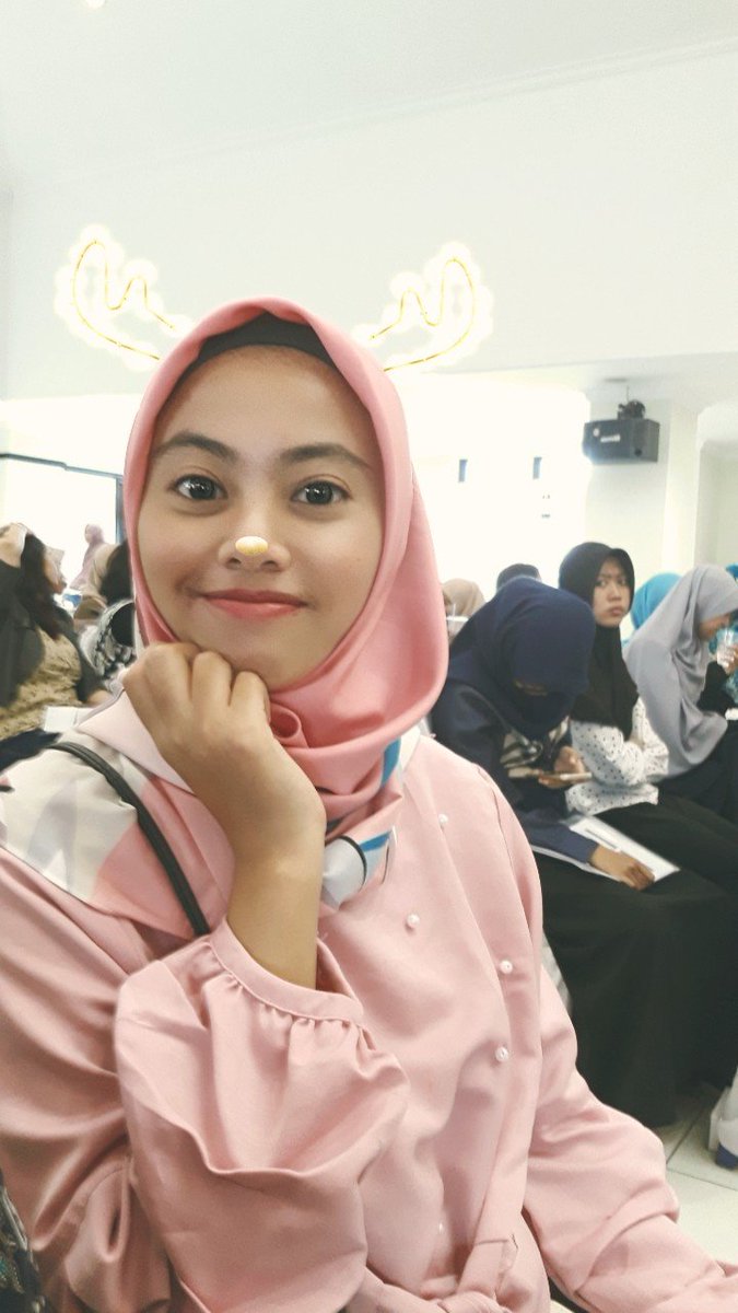 Ciee ad yg liatin...😂😂