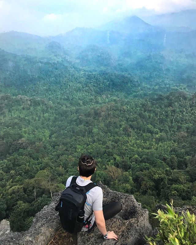 unoemilio's tweet photo. If you wanna dream, come to the mountains https://t.co/4nypKW0CEH https://t.co/1hUW1BufOm