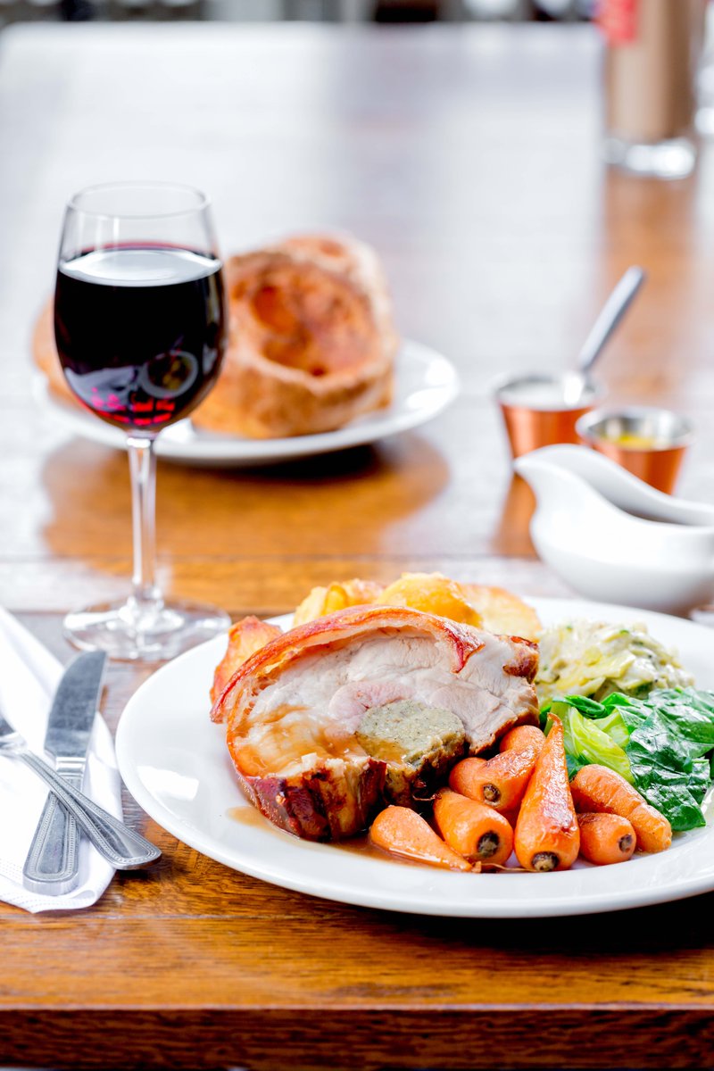 BKCheltenham's tweet photo. Get yourself out of bed – come and try one of our tasty roasts. Beef, Pork, Chicken and Veggie Wellington are up for grabs. When they’re gone, they’re gone. #roasttime #sundayfunday #brewhouseandkitchen #loveroasts https://t.co/88Ojy7PLgL