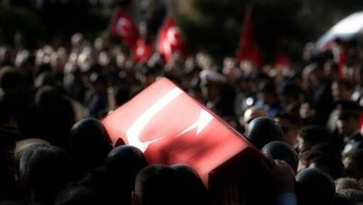 omerclk's tweet photo. Allah inananlarla beraberdir ve mutlaka zaferi onlara verecektir. Başımız sağolsun, Allah yar ve yardımcımız olsun🇹🇷 

#ŞehitlerÖlmezVatanBölünmez https://t.co/QDwbmEWdL5