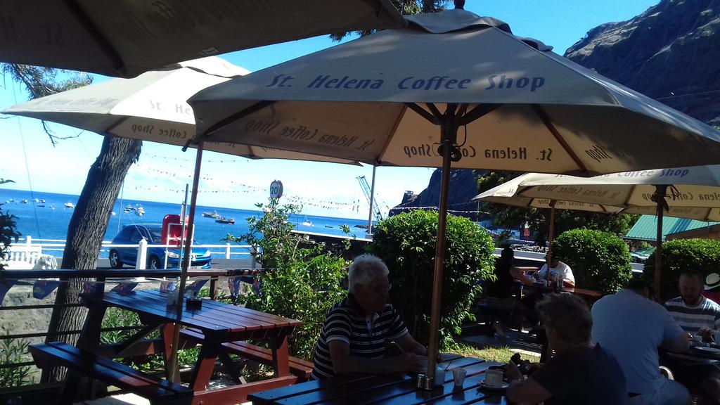 Juleswil21's tweet image. What a fantastic way to start your Sunday morning after a busy weekend of Farewell Celebrations for #RMSSthelena. Although it's sad to see her missing from our harbour.