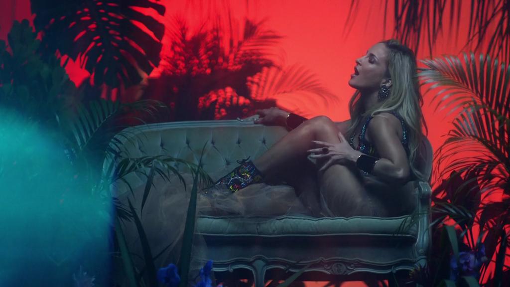CLeitteDaily's tweet photo. Saiu! Confira agora o clipe de #Carnaval - @ClaudiaLeitte ft. @Pitbull. 
https://t.co/jw0iDj5grx

#CarnavalMusicVideo
#ThisIsMyCarnaval https://t.co/9OL3J4L6Bm