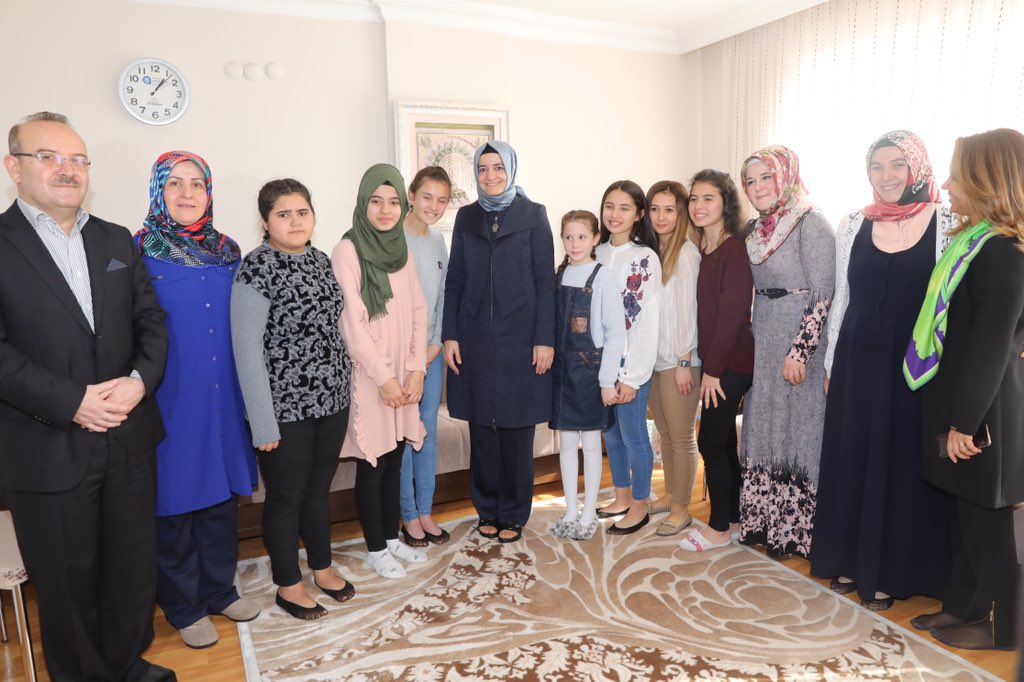 #Antalya'daki Çocuk Evlerimizde kalan yavrularımızı ziyaret ettik. Onların milletlerine, ülkelerine bağlı birer insan olarak yetişmeleri en büyük hedefimiz.