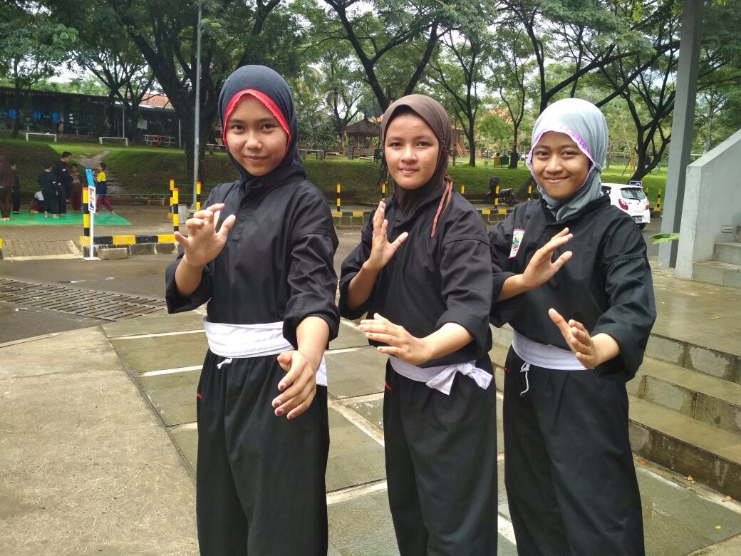 ShegiDani's tweet photo. Tiga calon Atlit Dunia Mantapkan semangat mu untuk Merahi kemanangan, Demi JSA Jampang Silat Academy Zona Madina Dompet.Dhuafa
#KampoengSilatJampang
#JampangSilatAcademy
#ZonaMadina
#DompetDhuafa https://t.co/PxdcjMIcWC