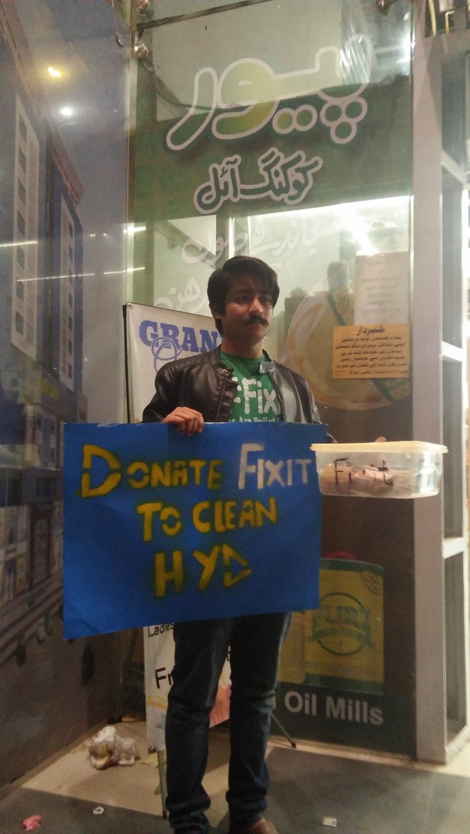 FixitPakHyd's tweet photo. At Donation Drive for 🚜 at Dawood Super Mart Autobahn Road 
Join Fixit 
Received 10,000 yesterday https://t.co/KqDE4hVKjW