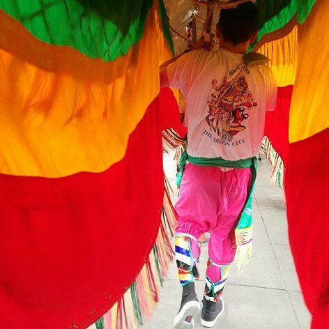 DeanBeckOnAir's tweet photo. Truly honoured to once again participate in the life of the World's longest Imperial Dragon #SunLoong, 28yrs since we last collaborated. Catch him @melbournemuseum thanks to @GoldenDragonMus over next fortnight. #YearOfTheDog https://t.co/CQS04I7dMN