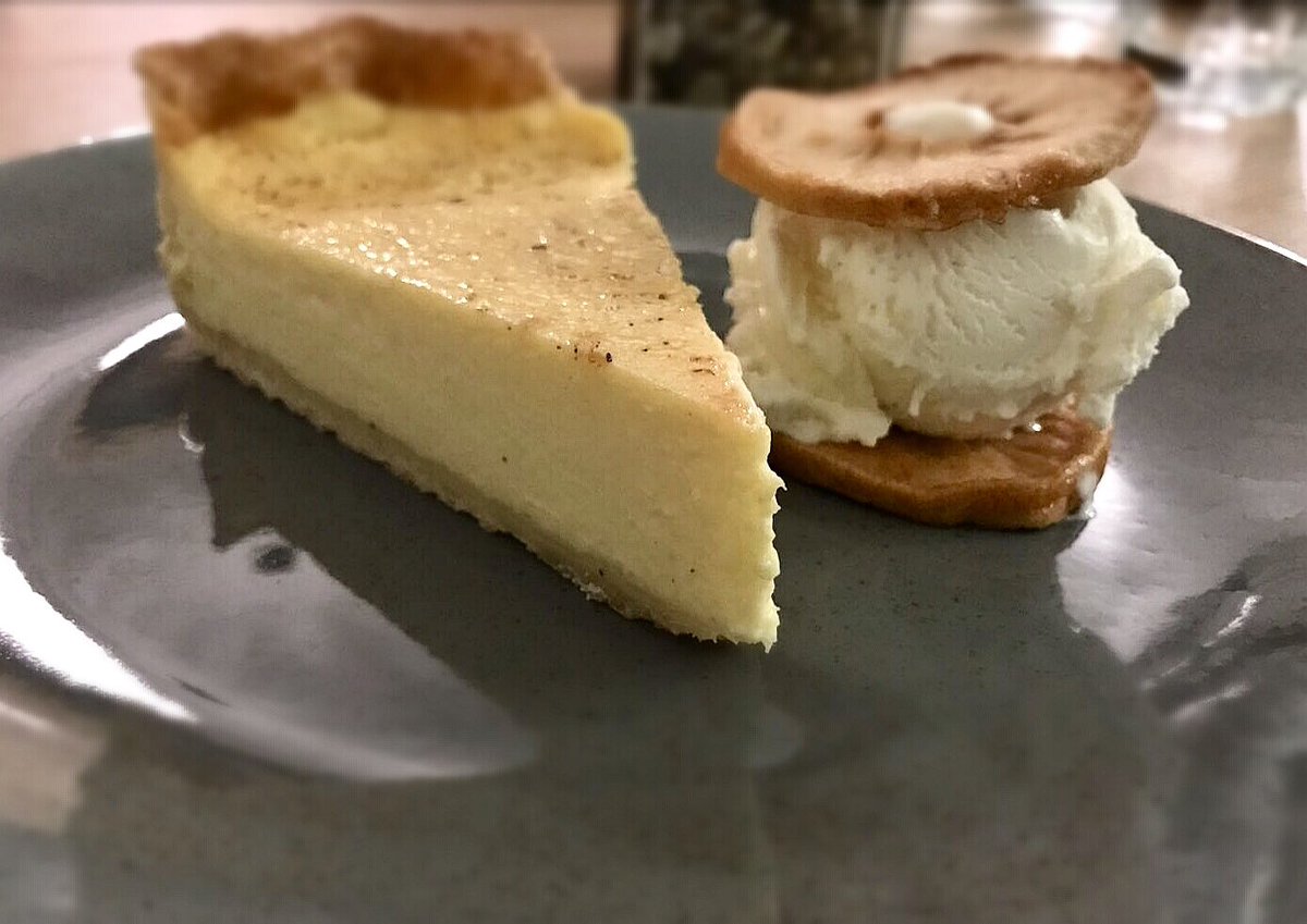 heritage_lpool's tweet photo. It might be the morning but that doesn’t mean we can’t drool over our //Baked Egg Custard Tart//
#weekendbreakfasts
#lunch
#dinner
#cocktails
#wine https://t.co/HiW43m12F5