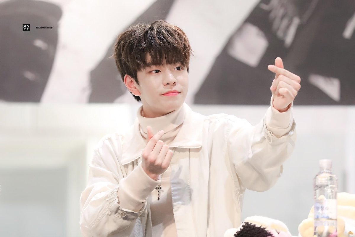 STRAYKIDSMY_'s tweet photo. 180114
© MNCY
#StrayKids #스트레이키즈 #김승민 #승민 #KimSeungMin #SeungMin https://t.co/UJB5YPnbJy