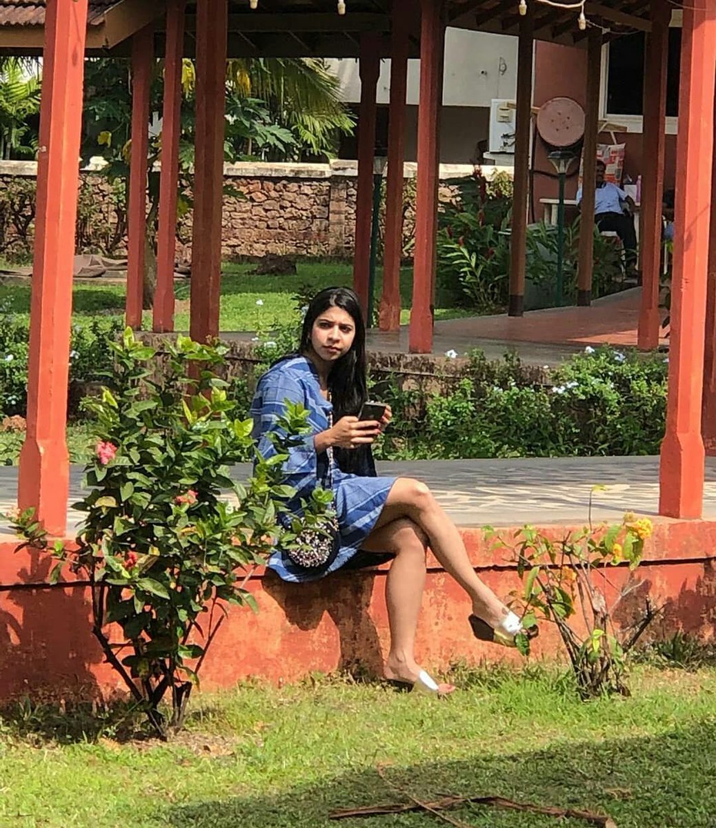 d_dialogues's tweet photo. #BehindTheScenes: You'll find the #DifficultDialouges team clicking pictures, on the move, sitting in corners, ready to help!
#DifficultDialogues2018 #JoinTheConversation #GenderEquality https://t.co/trhxJmVBus