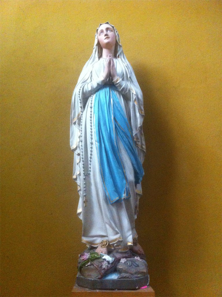 Rosaire de France on Twitter "NotreDame de Lourdes, salut des malades