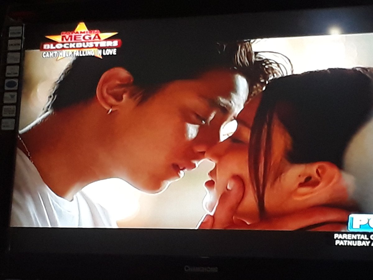 abby5778's tweet photo. Love makes time!💚💙💘❤💖 #GabAndDos #CantHelpFallingInLove @imdanielpadilla @bernardokath @StarCinema @ABSCBN_Showbiz https://t.co/RFuCMJ2irZ