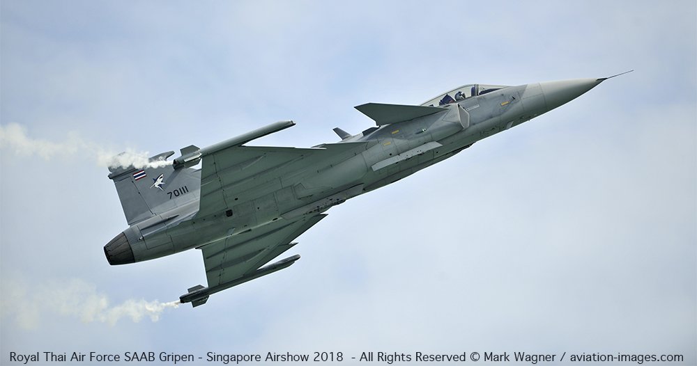 Saab's tweet image. Doesn’t it just take your breath away? Gripen on flying display at Singapore Airshow #SGAirshow