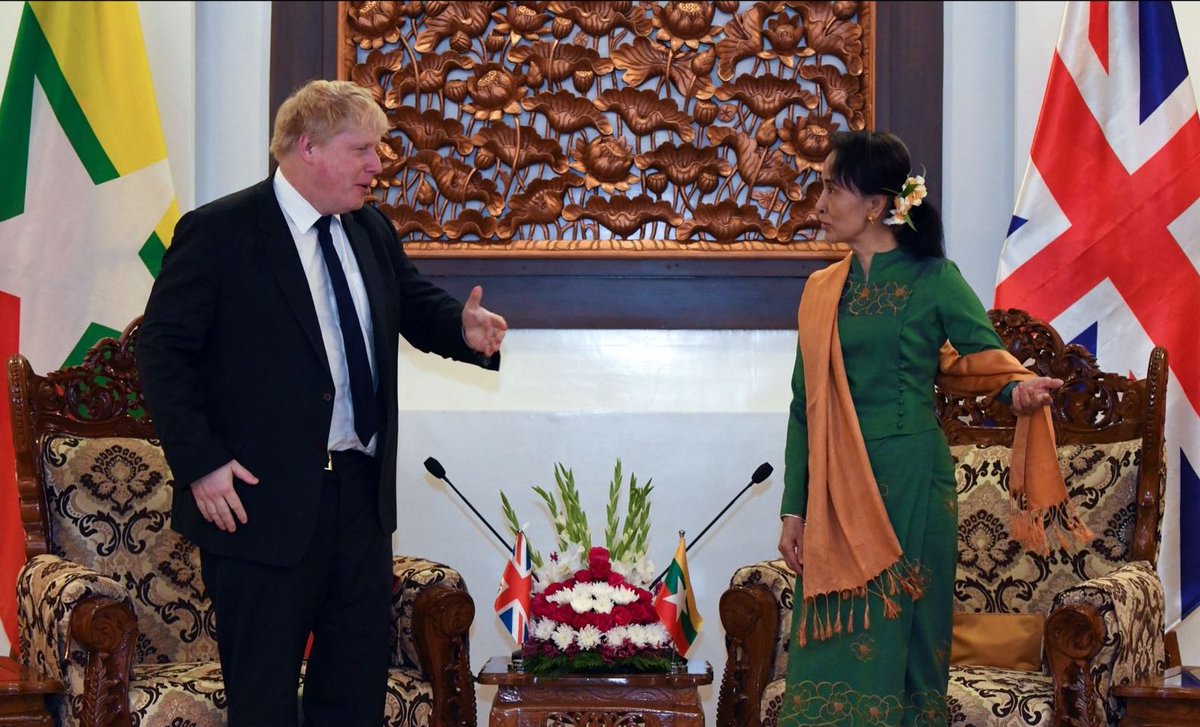 BorisJohnson's tweet photo. Held talks with Aung San Suu Kyi. Discussed  importance of Burmese authorities in carrying out full &amp; independent investigation into the violence in #Rakhine &amp; urgent need to create the right conditions for #Rohingya refugees to return to their homes in Rakhine. https://t.co/aUxwW0EWaZ