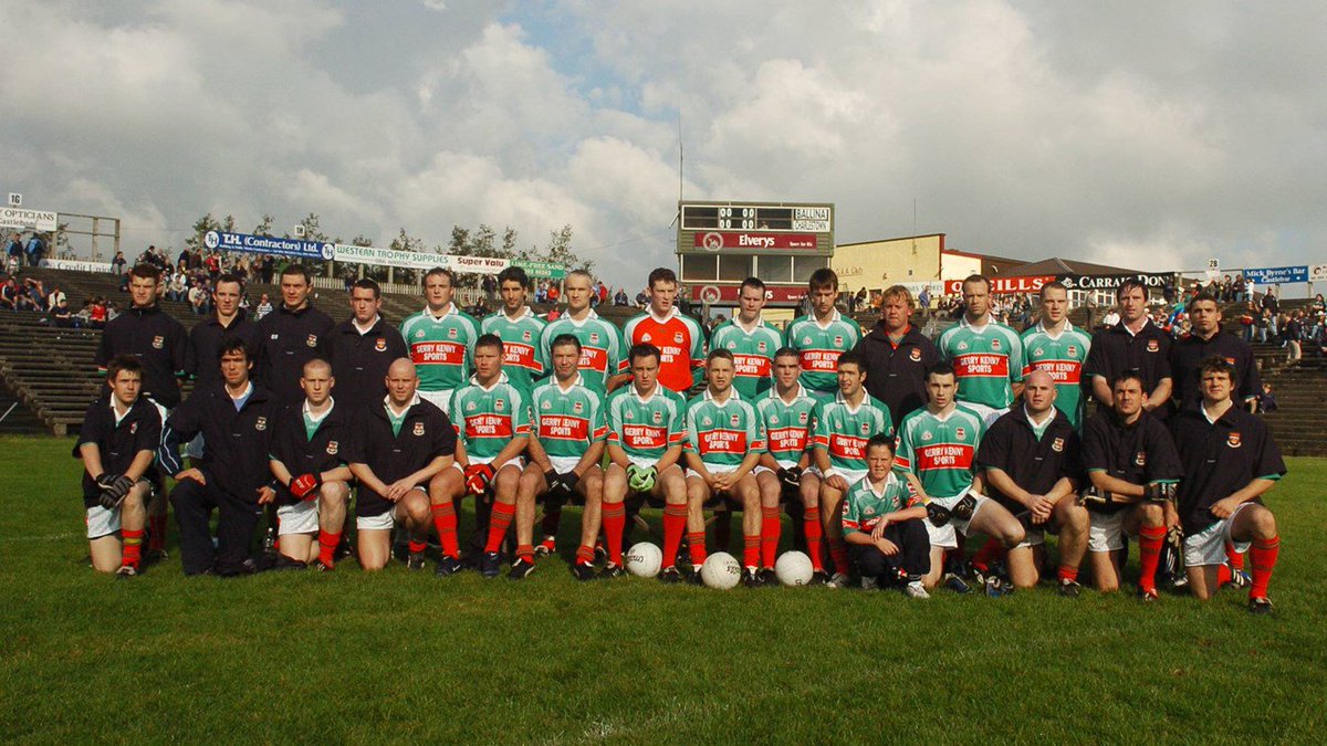 Stephanites team from 2007. Loving the old scoreboard in mchale and the tunnel underneath.