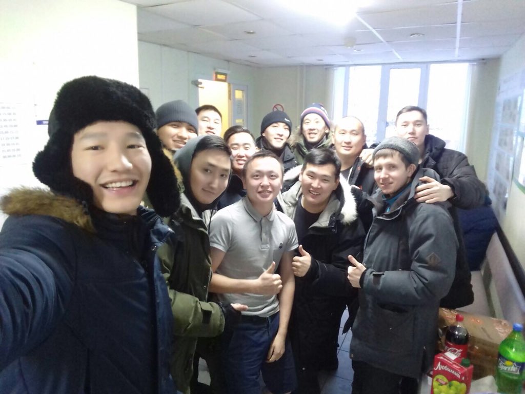 berimbolobob's tweet photo. съездили навестили коллегу больничке #mdparty https://t.co/9Ph1XerHMB