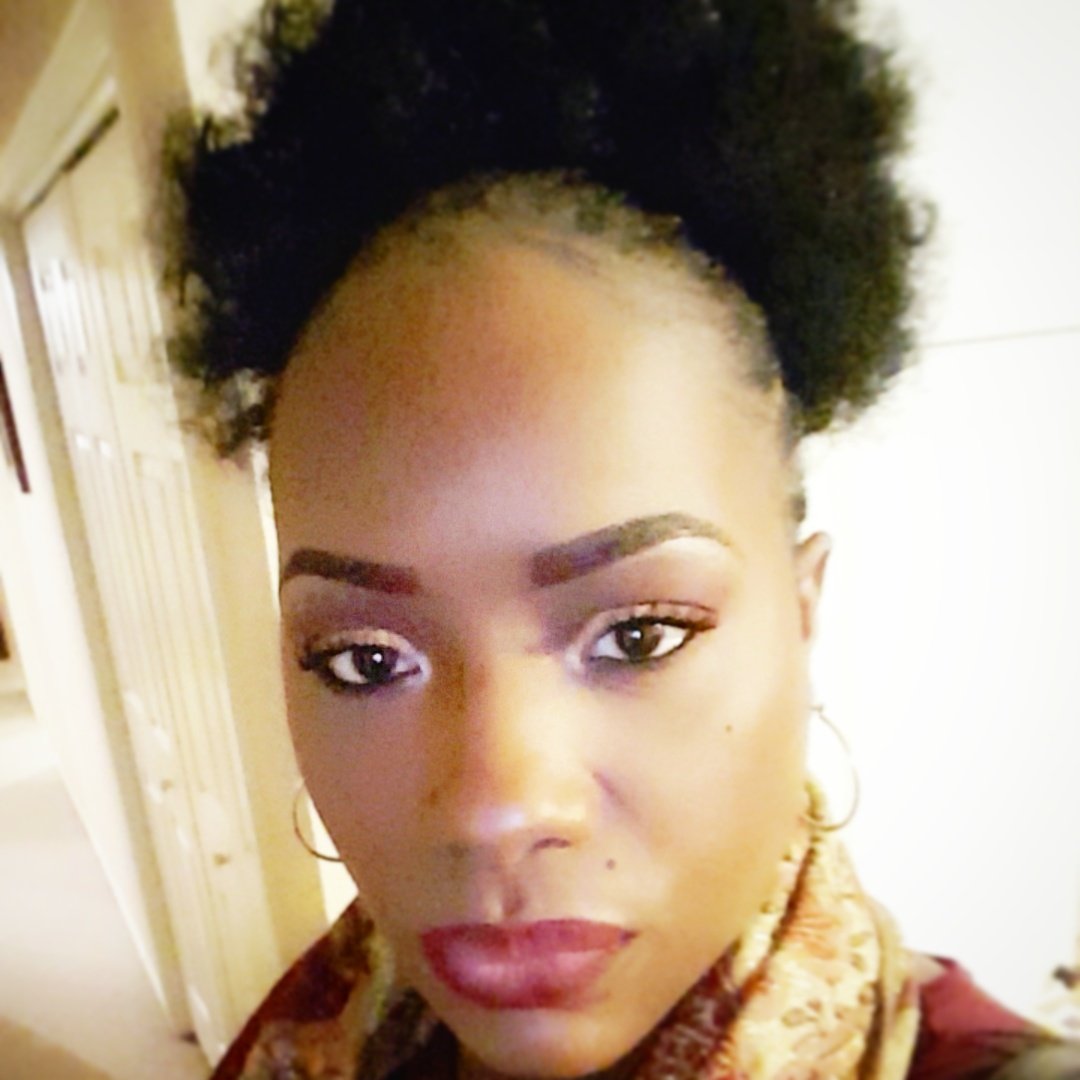 sassylady1980's tweet photo. Any way just showing my face on Twitter, still haven't got the hang of it but i willπ #GoodmorningWorld #MsFoye #MsThickness https://t.co/hqwd0k6I4R