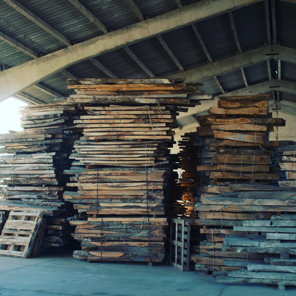 Spanish Walnut kd, best in the world #walnut #madera #timber #lumber #almacenmadera