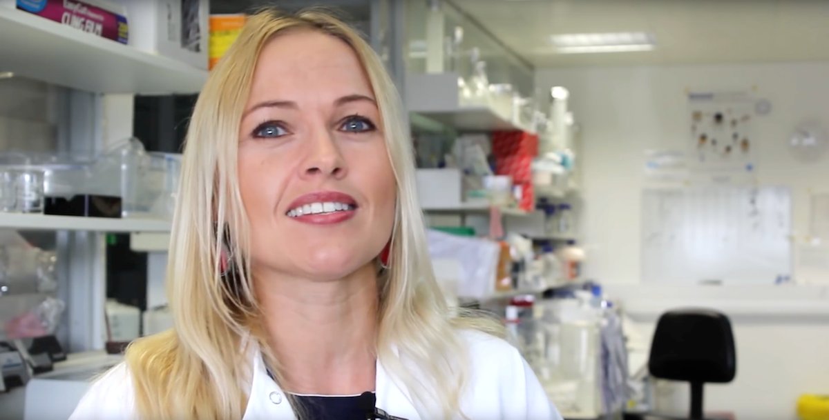 ICR_London's tweet image. We spoke to women working at the ICR to find out what excites them about a career in research. buff.ly/2FZIhlJ

#WomenInScience #WomenInSTEM