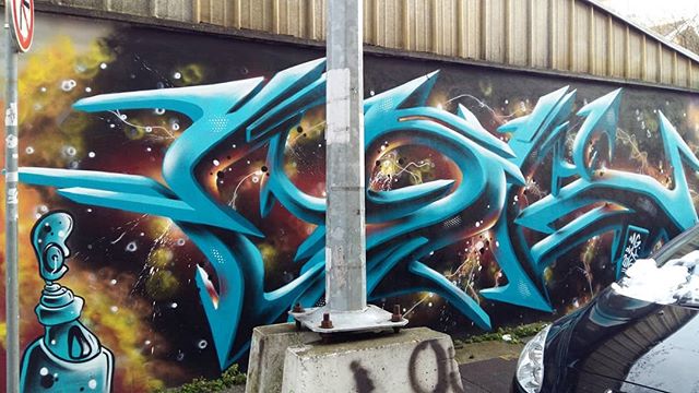 bibVater's tweet photo. Superbe mur par @mg_labomba #streetart #urbanart #graffiti #graffporn #graffitiporn #wallporn #wall #spraypaint #spray #instagraffiti #graffitiwriter #graffitiwriting #mgovk #mglabomba #montreuil #ruedesfederes #nofilter https://t.co/NZfTbRT0bV https://t.co/gyXr6uxdoL