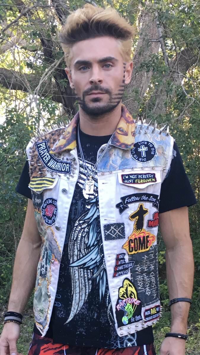 plansKF's tweet photo. yeah im punk, so what? https://t.co/TwBmjZsOLA
