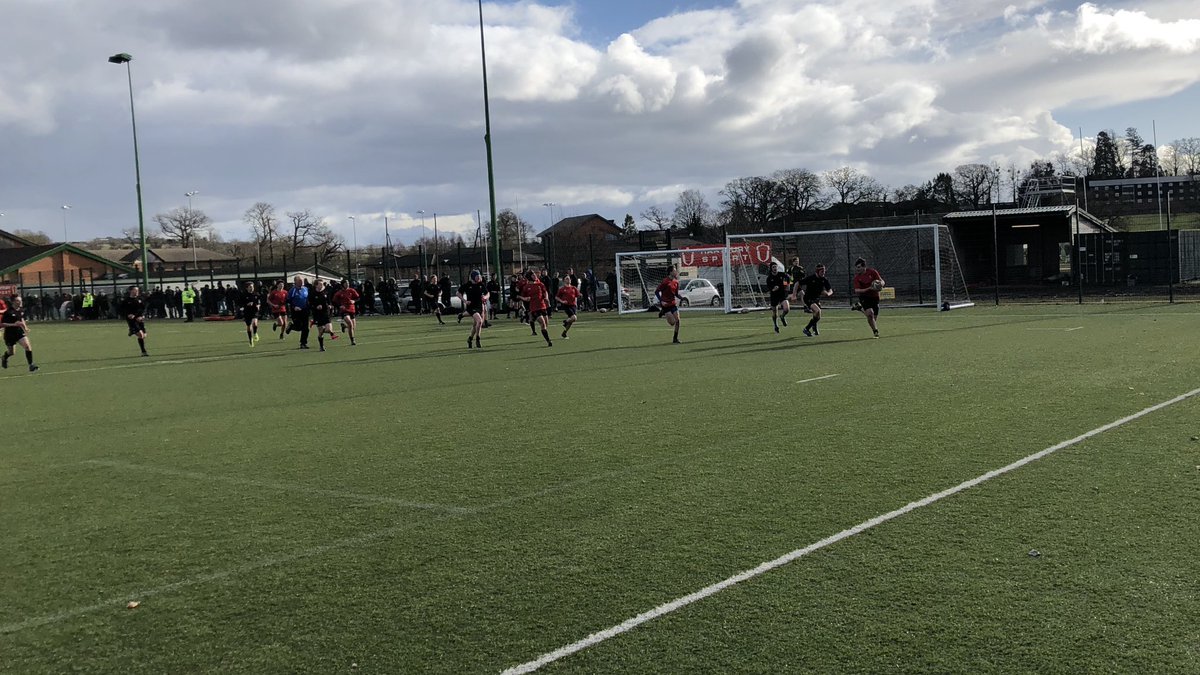 GlosRugby_Acad's tweet image. @GlosRugby_Acad DPP Under 15 - centre v centre fixtures today and some fantastic rugby played by all despite the conditions #NoPositions #BallInPlay #Big4 ❄️💨 @GloucsCountyRFU @OxfordshireRFU