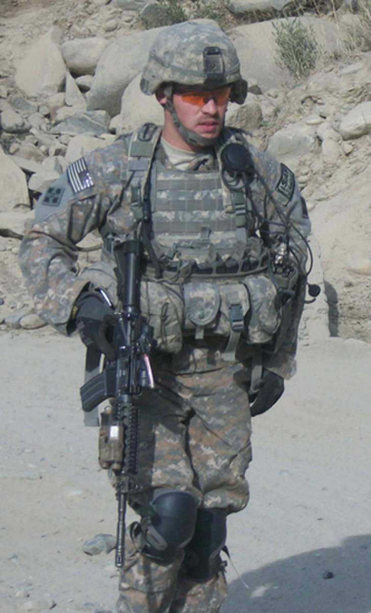#OTD in 2009:

Staff Sgt. Clinton Romesha becomes the fourth living service member to receive the #MedalofHonor for either Operations Iraqi or Enduring Freedom.

Read more about his heroic actions: go.usa.gov/xnsad