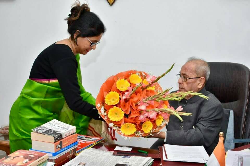 IT4Academics's tweet photo. I had the honour of meeting Hon’ble Former President of India Shri Pranab Mukherjee along with my son and daughter yesterday at his Delhi residence and inviting him for Conference at Delhi &amp; Foundation Stone Laying of school and campus at Ranchi. #DPSBhagalpur #DPSGreaterRanchi https://t.co/niVv93ci9n