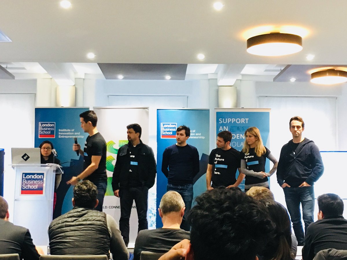 LBSHackathon's tweet image. Our first pitch from Ayr: breaking barriers to entry for flying private! #HackLBS #LBSIIE