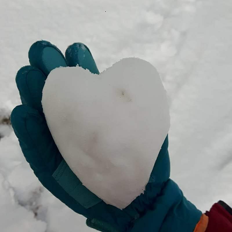 scc_team's tweet photo. Même le dimanche on #AFFICHETONCOEUR, un nouveau soutien pour @LaCourseduCoeur @scc_team de la Famille de STEPHANIE BOOST club #OUESTESSONNEATHLETISME, 1 #BONHOMEDENEIGE = 1 #AFFICHETONCOEUR :) #CDC18 #INSTACOEUR #DONDORGANES https://t.co/VGXPITFFvJ