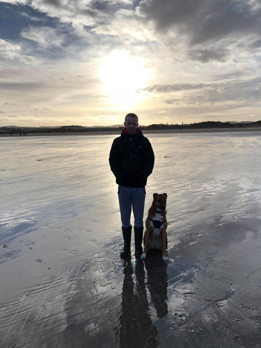 markcallaghan94's tweet photo. Went to visit #westsands #standrews for the first time yesterday with the doggo and it was absolutely beautiful. Highly recommended and can't wait to go back 💜🤘 #doglife #dogstrustdog #specialsomeone Check her out on Instagram "@ rubyonanadventure" https://t.co/tuUJbCgKFe