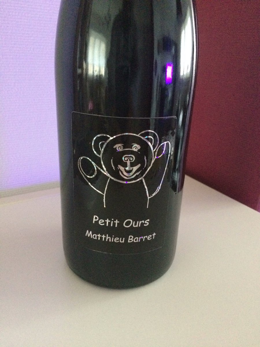 ConducteurFret's tweet photo. J’ai trouvé un vin spécial freteux 🤣
#ours #FretPower https://t.co/z2Fkvpc4Ak