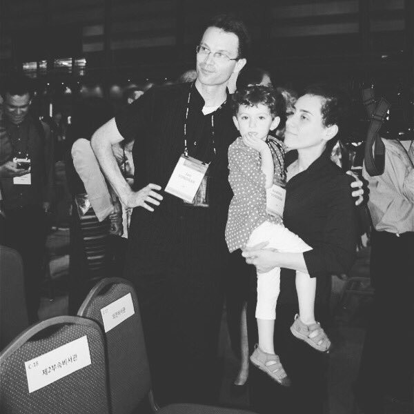 EhsanRebound's tweet photo. #WomenScienceDay
Remembering #MaryamMirzakhani
1977-2017
Professor of mathematics @Stanford
Both the first woman and the first Iranian to be honored with the #FieldsMedal, the most prestigious award in mathematics.
@Harvard @Princeton @SharifUni #InternationalMathematicalUnion https://t.co/jdLwq9ZUMk