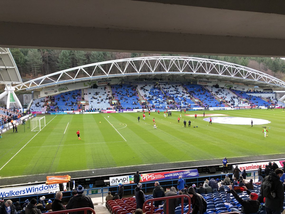 ipsltdeu's tweet photo. Looking forward to kickoff today @htafcdotcom. In the @BowersWilkins box with @seeitnowsports #utt 👍🏼⚽️ https://t.co/pKmB8ThpxG