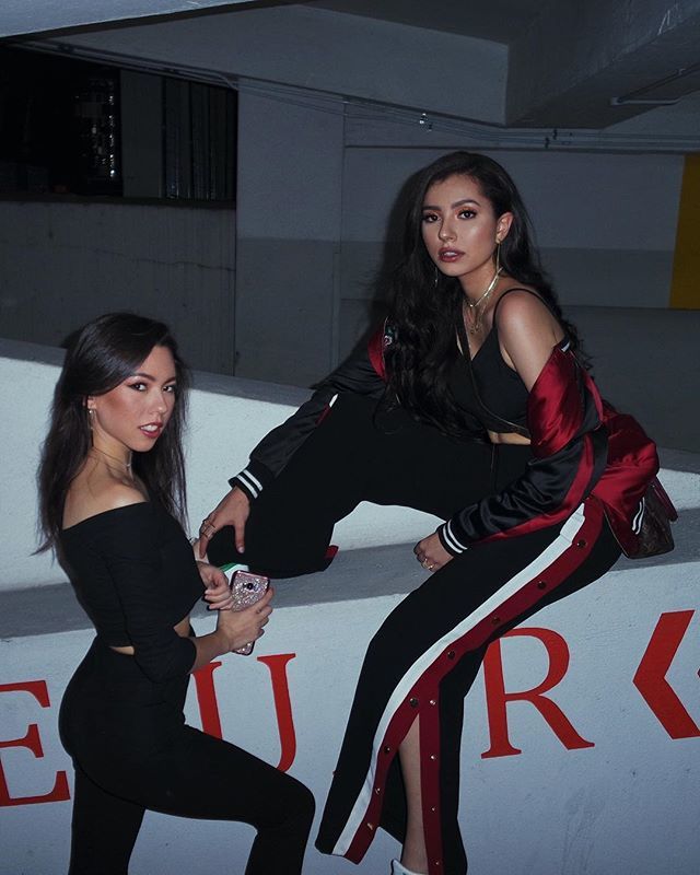 ameliath's tweet photo. can I be ur keluar sign cause I just wanna take you out @rebeccafooo 🔥🔥🔥 https://t.co/KiYXzqrNu3