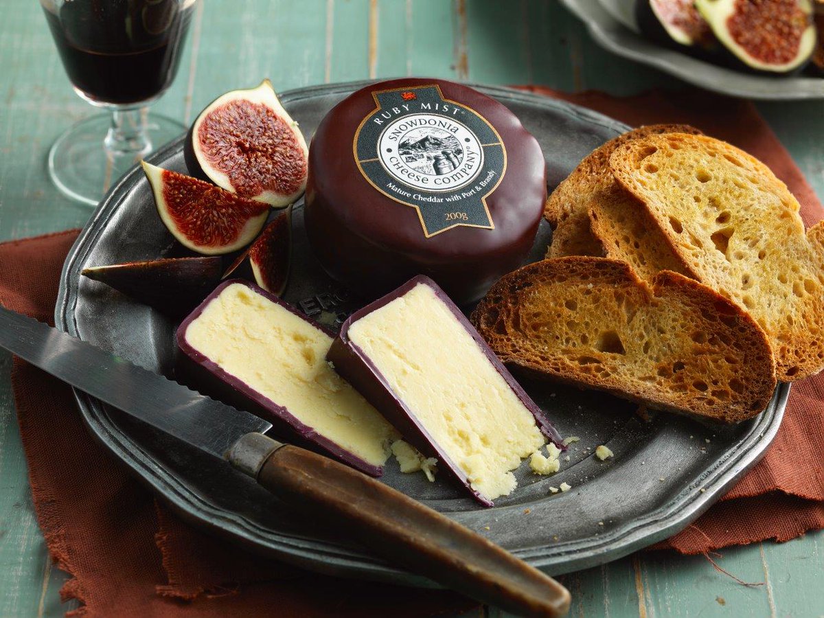 snowdoniacheese's tweet photo. Sophisticated and complex - with a warming hints of Port and Brandy #RubyMist https://t.co/x6RUtWvLmn