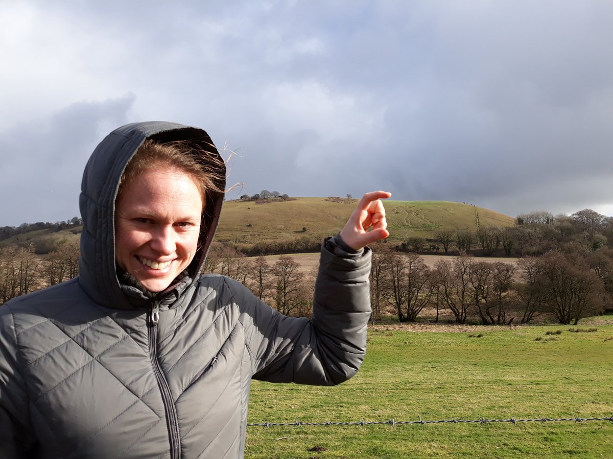 ljordanmusic's tweet photo. Arrived early in Cerne Abbas for last @Artsreach performance #cernegiant #whenontour #Dorset https://t.co/ooqNjWvofQ
