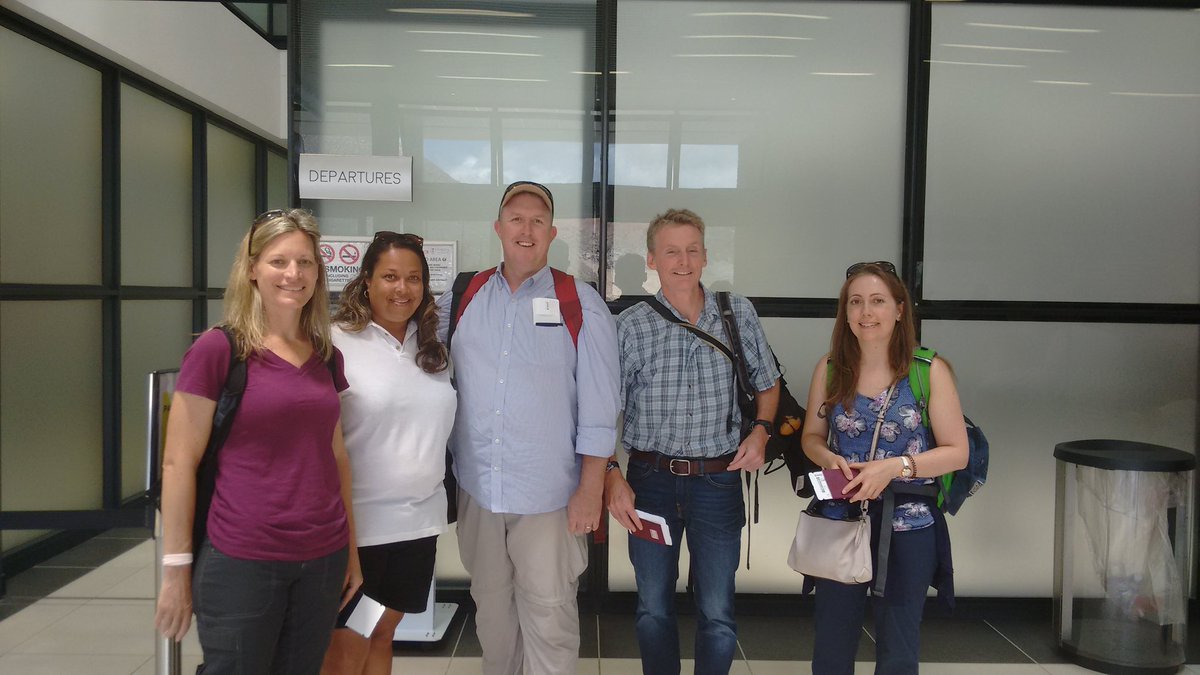 STHL_Conference's tweet photo. Saying goodbye to the delegate from @STHL_Conference @GeorgiaAquarium #Sthelena https://t.co/1IcRkqOGFf