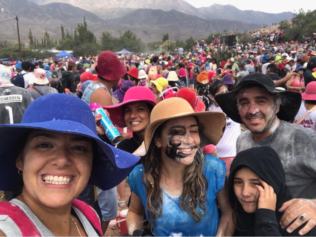 EmilseMercuri's tweet photo. Soltame carnaval! #cumpliendosueño #vivajujuy #vivalapuna #losalegresdeuquia #machados https://t.co/175REDiCDG