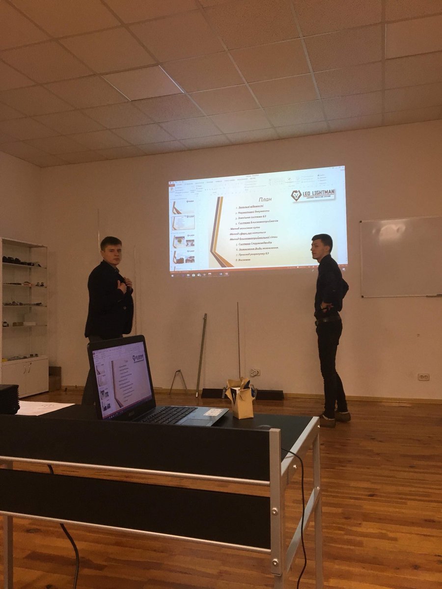leolightman_com's tweet photo. Провели семінар на тему «Системи блискавкозахисту та заземлення».
-
Плануємо частіше проводити подібні івенти.
Це чудовий досвід для наших спеціалістів і команди. https://t.co/2boBqtVBnX